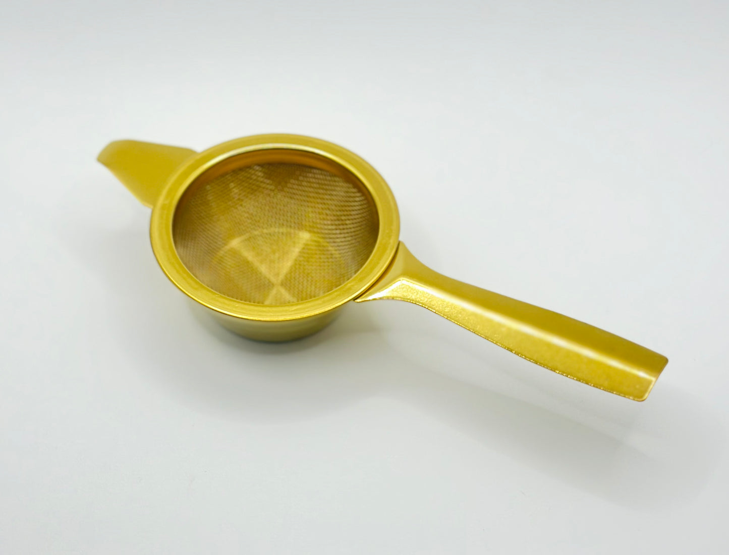 GOLD TEA STRAINER & COLANDER